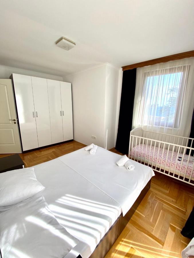 Apartments First Line Petrovac Exterior photo