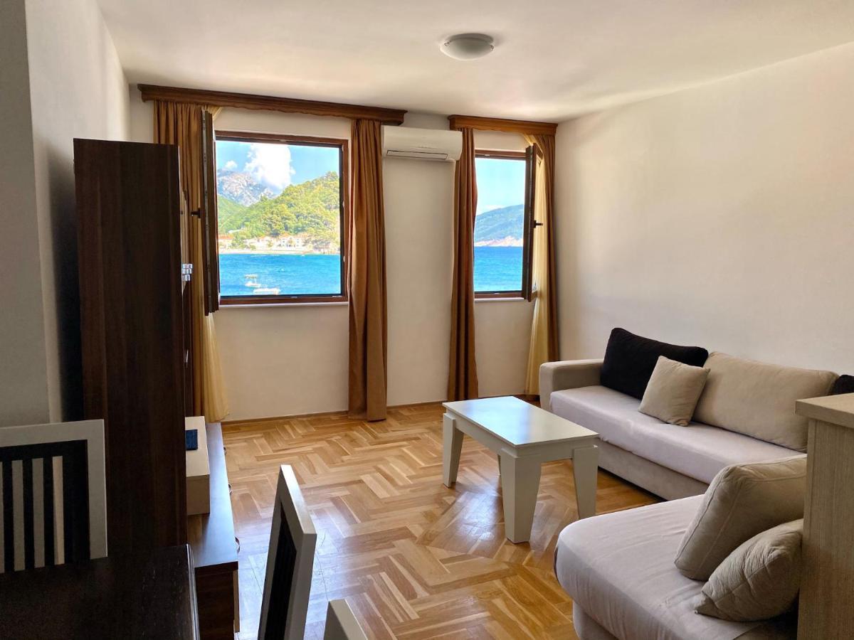 Apartments First Line Petrovac Exterior photo